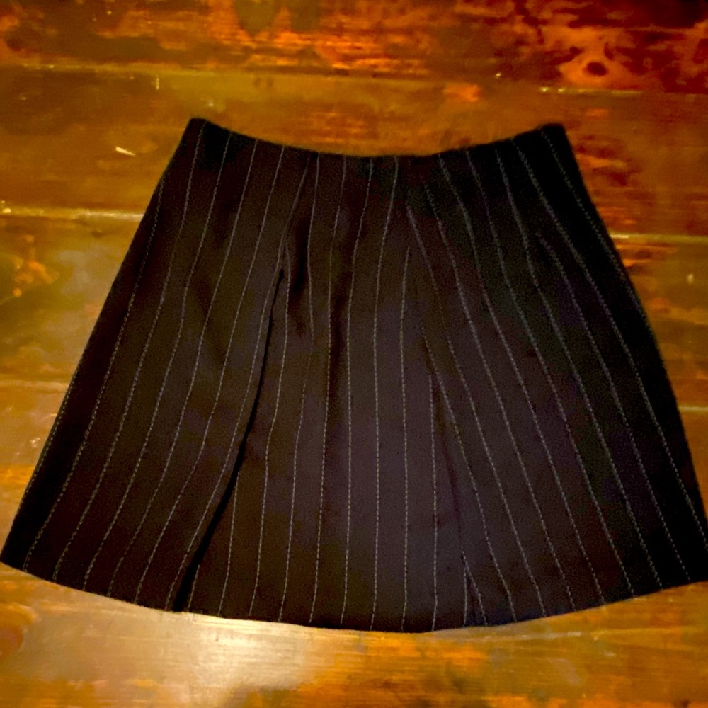 Black Pinstripe Skirt by Mainframe Size 9 Juniors